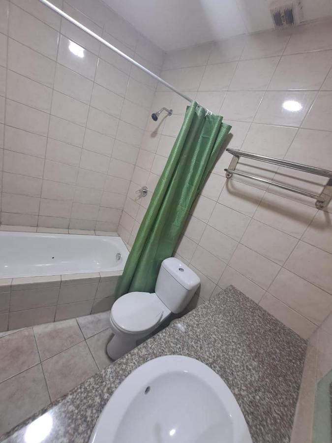 Atlantic Suites Hotel Гуаякуил Екстериор снимка
